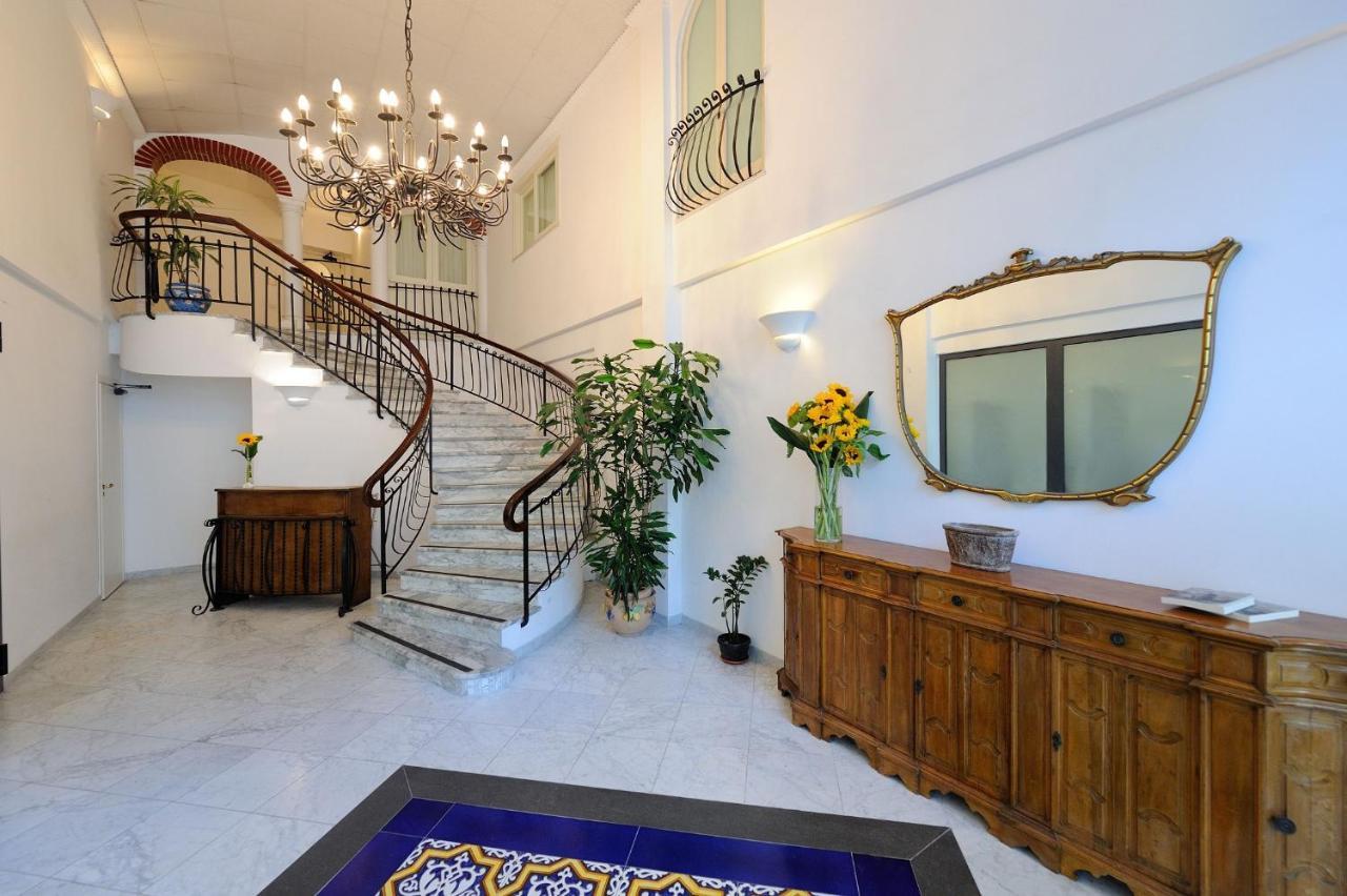 Aurora Residence Amalfi Exterior foto